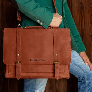 Sac pour homme fait main, porte-documents en cuir, sac pour ordinateur portable en cuir pour homme, sac logo personnalisé, idée cadeau de remise des diplômes, sac de travail personnalisé pour lui