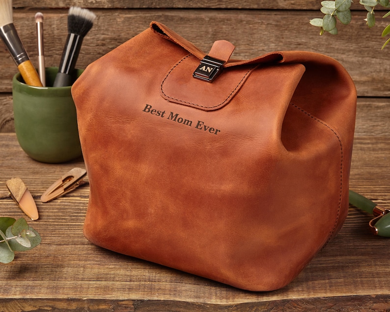 Damen Accessoires Geschenk, Leder Make-up Tasche, Kulturtasche aus Leder, Kosmetiktasche, Aufbewahrung für Hautpflege, Jubiläumsgeschenk, Kulturbeutel für Frauen Sweet Cognac