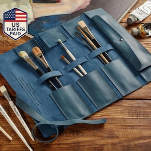 Engraved gift for artist, Paint brushes pouch, drawing toll kit bag, leather artist roll, womens birthday gift, paint brush holder