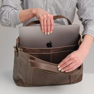 Sac fourre-tout en cuir pour ordinateur portable, sacoche pour ordinateur portable pour femme, cadeau femme, sac à main gravé, sac à bandoulière de bureau, sacoche en cuir, sac d'université, sac à logo personnalisé