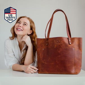 Personalized womens gift, leather zipper tote bag, everyday bag, leather laptop tote bag, elegant shopper bag, anniversary gift
