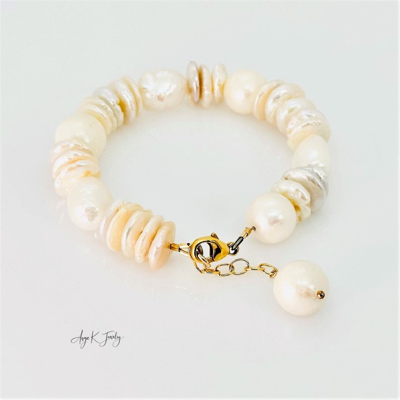 Bracelet de perles baroques, bracelet rempli d'or 14 carats de perles blanches naturelles, bijoux en perles, bijoux de pierre de naissance de juin, cadeau unique pour elle image 4