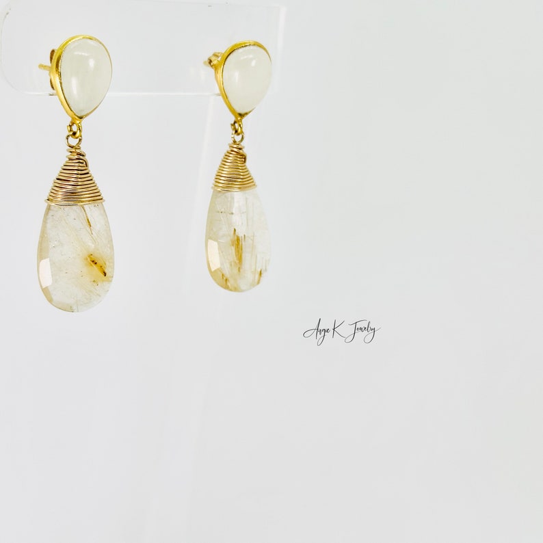 Boucles d'oreilles en quartz rutile doré et pierres de lune en or, Boucles d'oreilles en or avec pierres précieuses, Cadeaux bijoux uniques image 8