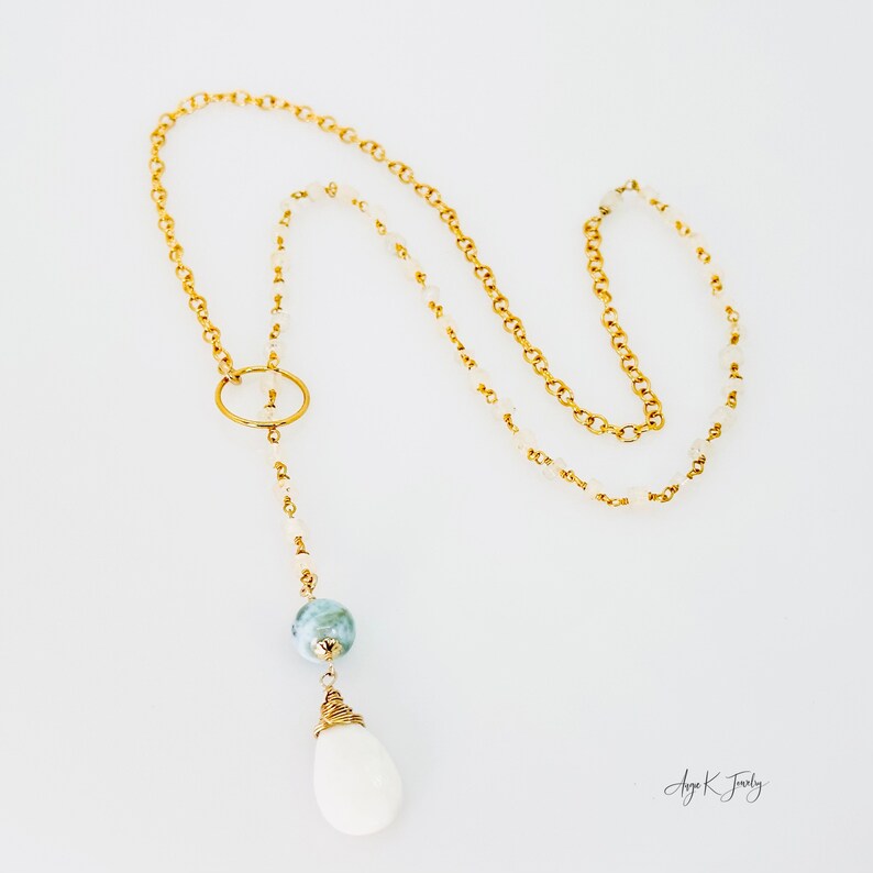 Weißer Opal Lariat Halskette, Weißer Opal und Larimar Lariat Gold Halskette, Multi Edelstein Halskette, Schmuck, Unikat Bild 6