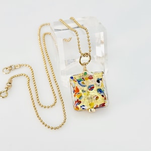Colgante de cristal de Murano Klimt, collar relleno de oro de 14KT de cristal veneciano cuadrado multicolor, joyería de declaración, joyería de verano, regalo para mamá imagen 1