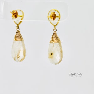 Boucles d'oreilles en quartz rutile doré et pierres de lune en or, Boucles d'oreilles en or avec pierres précieuses, Cadeaux bijoux uniques image 3