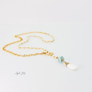 Weißer Opal Lariat Halskette, Weißer Opal und Larimar Lariat Gold Halskette, Multi Edelstein Halskette, Schmuck, Unikat Bild 4