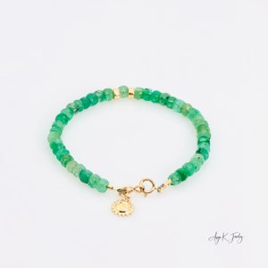 Pulsera esmeralda, pulsera de encanto solar llena de oro esmeralda de 14 KT, joyería de piedra de nacimiento de mayo, pulsera con cuentas de piedras preciosas, regalo de joyería único para ella imagen 4