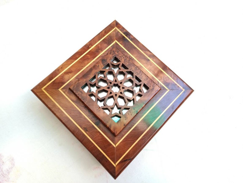 FAST Shipping**   Secret box for small jewelry Earring organizer MOROCCO Thuya wood handmade wooden decoration wooden box