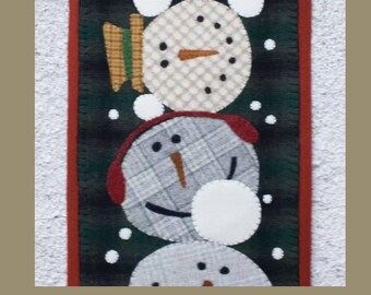Wool Applique Winter Christmas Threads That Bind 209 FROSTY MUGS SNOWMAN cardinal holly berries