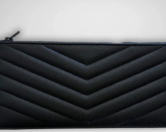 Vegan Leather Luxe A6 Pouch | Pebble Grain, Black Hardware
