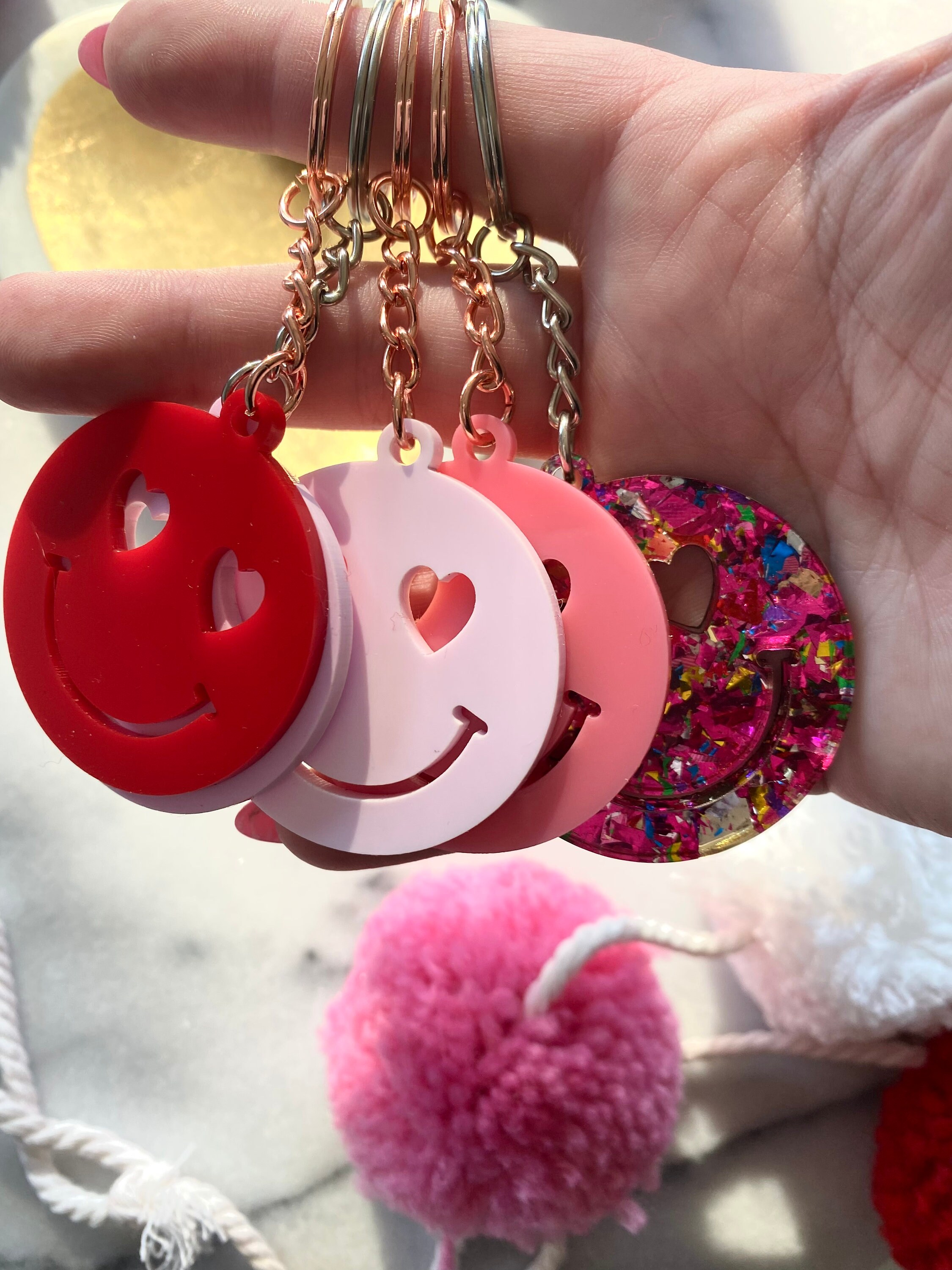 Heart Happy Face Keychain| Keychain | Flower Power - Gift