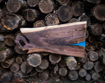 Live Edge Walnut Charcuterie Board with Epoxy – Ozarks Handcrafted