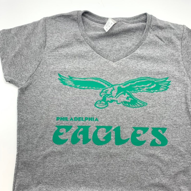 Women's Retro Philadelphia Eagles TShirt Etsy