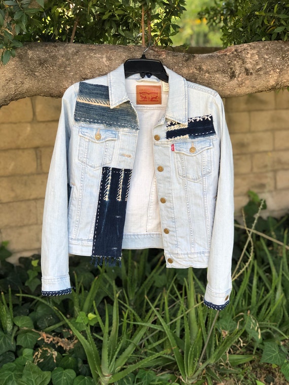 levi's cloth jacket