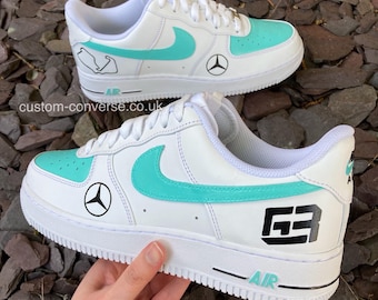 Zapatillas de entrenamiento Air Force 1 personalizadas de F1. Elige tu equipo, piloto y circuito.
