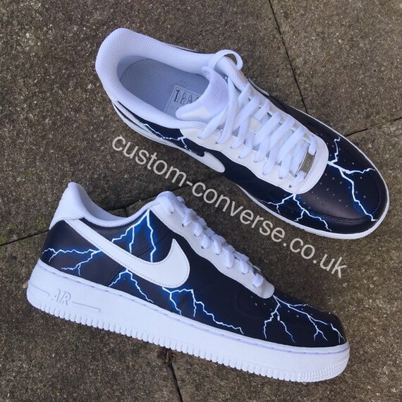 electric blue nike trainers