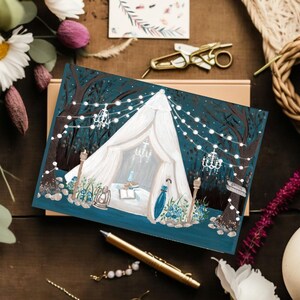 Illustration de tente fantaisiste imprimée sur papier de lin – Intérieur vierge | Art de la forêt de conte de fées, décoration glamping romantique, cadeau pour les amateurs de lecture
