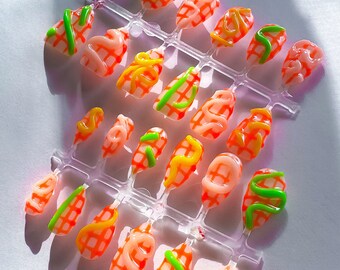 Green and Yellow Neon Squiggle Checkered Sculptural Press On Nails, Pressies, DIY Nails, Handpainted Press Ons, Manicure, Gift For Her