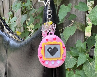 3D Printed Tamagotchi Inspired Fidget Clicker Keychain