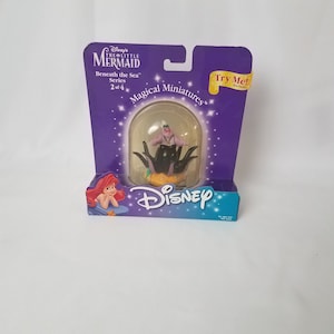 Ursula Magical Miniature from the Beneath the Sea Series based on Disney&#39;s The Little Mermaid (Mattel 1999) push button action