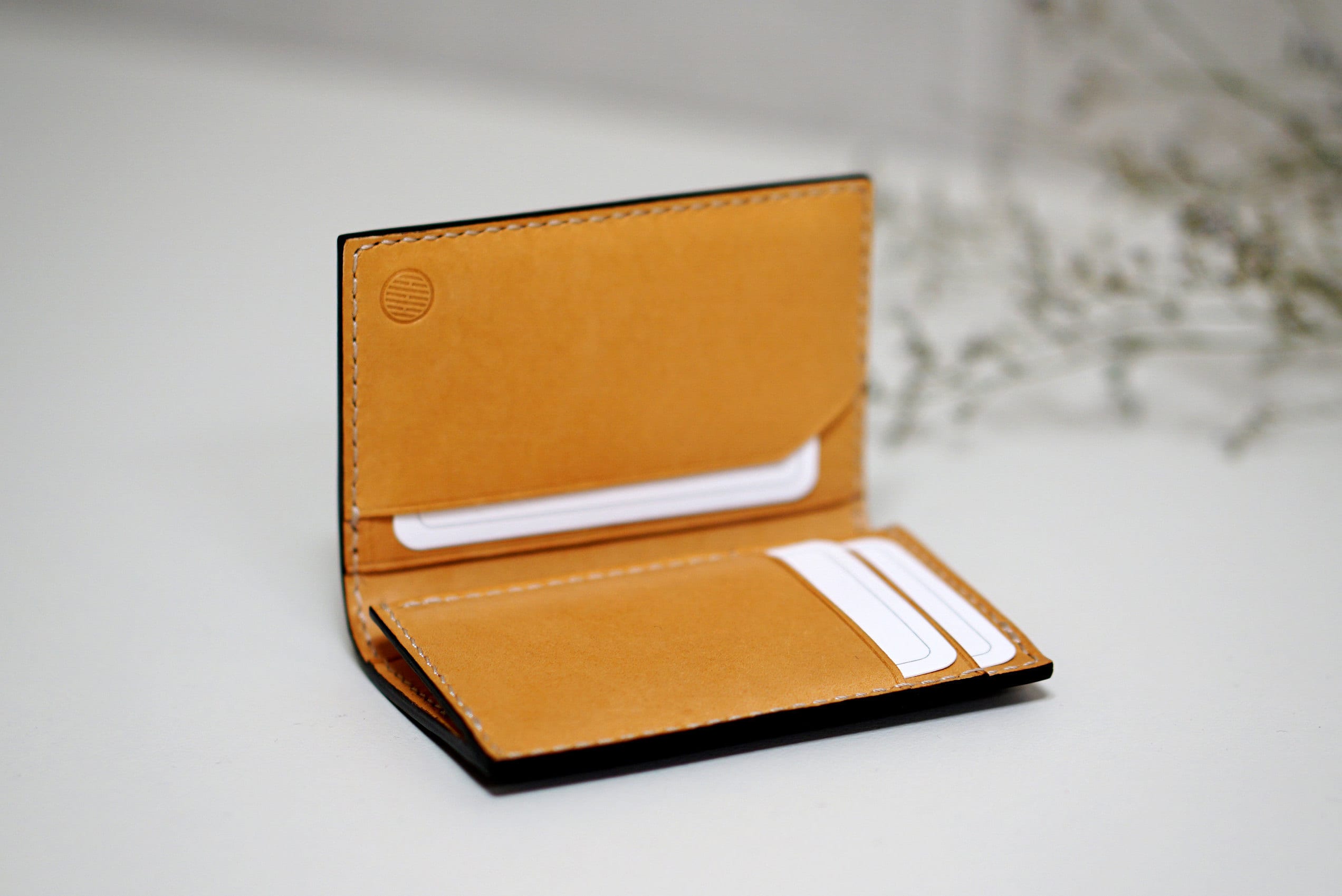 PB046 Leather Card Holder Tutorial Video  DIY Leather Wallet Kit for  Beginners-POPSEWING® 