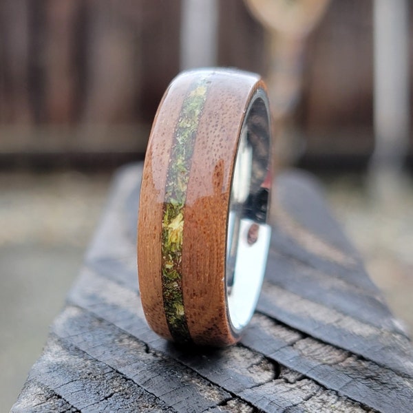 Cannabis Ring With Stainless Steel Comfort Fit Core - Hemp Inlaid In Solid Walnut