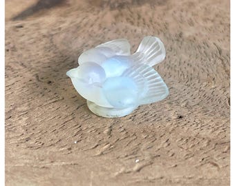 Sabino Paris France Opalescent Glass Resting Bird Dove Figurine Signed  1.5"
