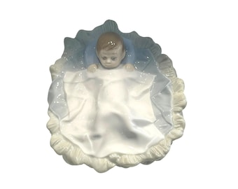 NAO Lladro Baby Jesus Nativity Figure Gloss Finish 1985 - 6"L Mint