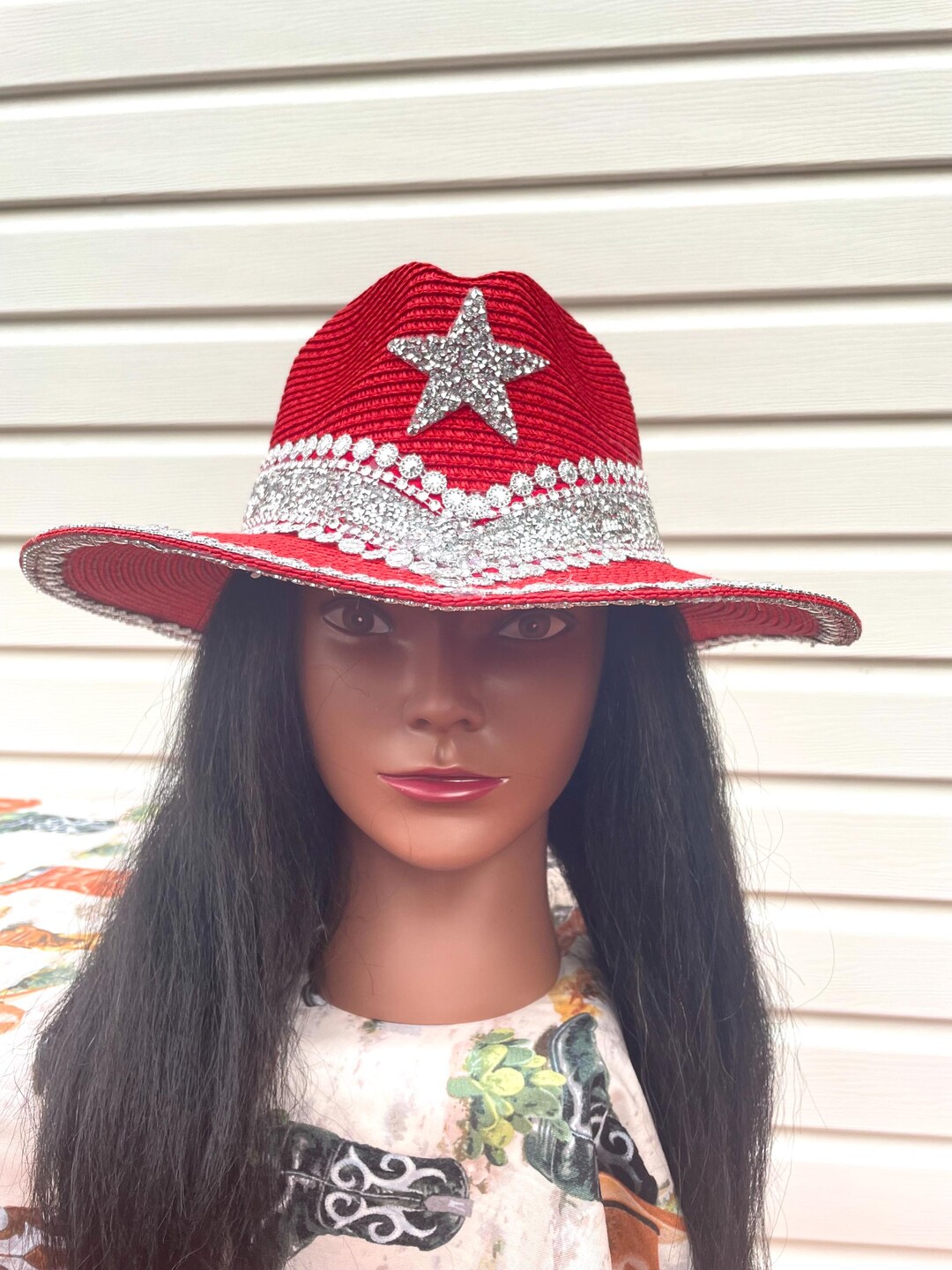 Red Star-Embellished Women\'s Hat Red Star-embellished Hat - Etsy Israel main image 2