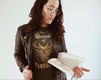 Queen of Terrasen T-Shirt: Throne of Glass, Aelin Galathynius