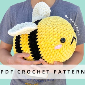 Giant Bee Crochet Pattern image 1