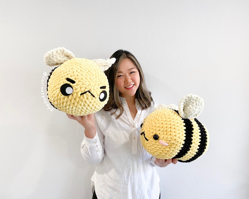 Giant Bee Crochet Pattern image 5