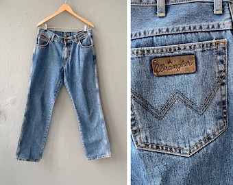 Vintage Wrangler Jeans: 90s High Waist Boyfriend Fit (W33 L30)