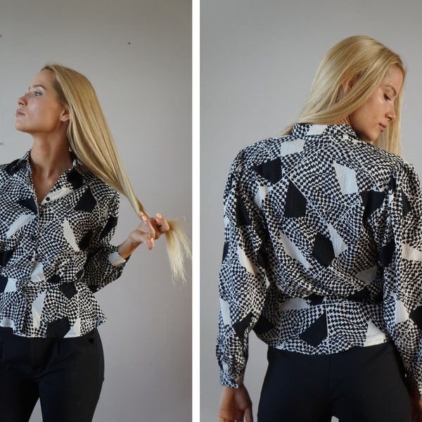 Vintage 90s Blouse Womens Black White Blouse S Vintage Peplum Top S Button Up Blouse  Womens Retro Blouse Small Size Abstract Print Blouse