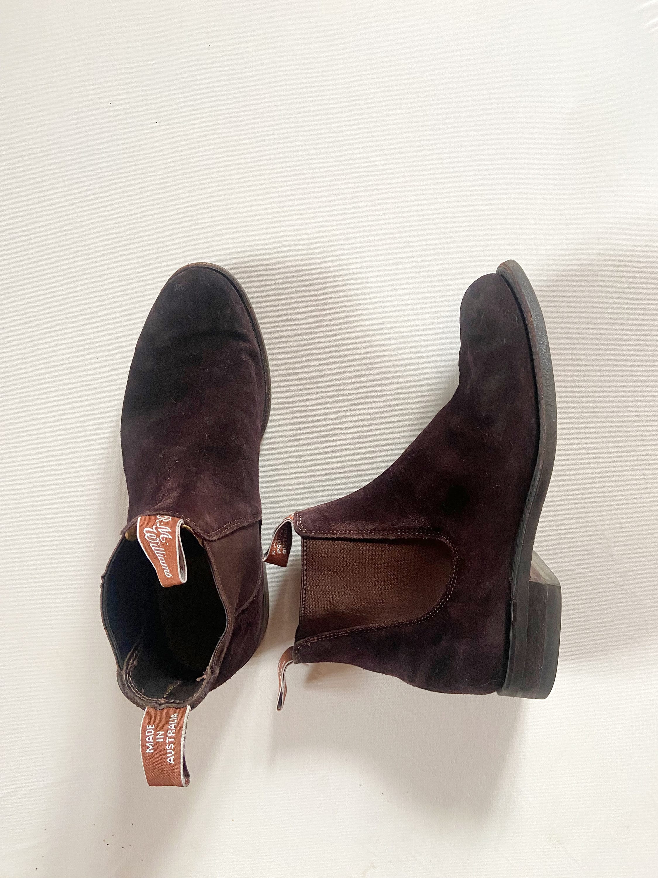 Mens suede deals boots australia
