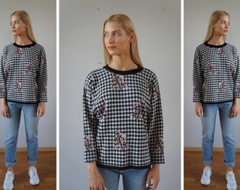 vintage 90s Womens Sweater Houndstooth Womens Sweater Floral Print Jumper Black White Womens Sweater S M L oversize Sweater Jumper