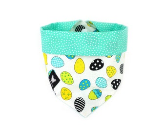 Flowers on white and light coral pattern Reversible snap-on dog bandana In full bloom