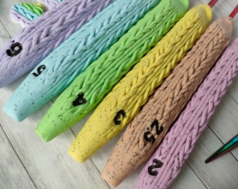 Rainbow Crochet Hook Set: Ergonomic Polymer Clay Handle, Free Stitch Markers