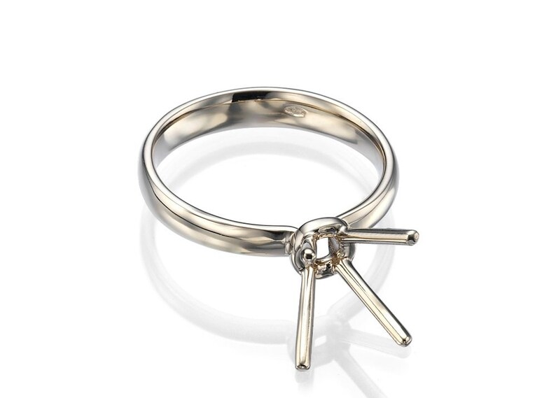 14k Yellow gold Round Center soliter 4 prong Engagement Semi-Mount Engagement Ring