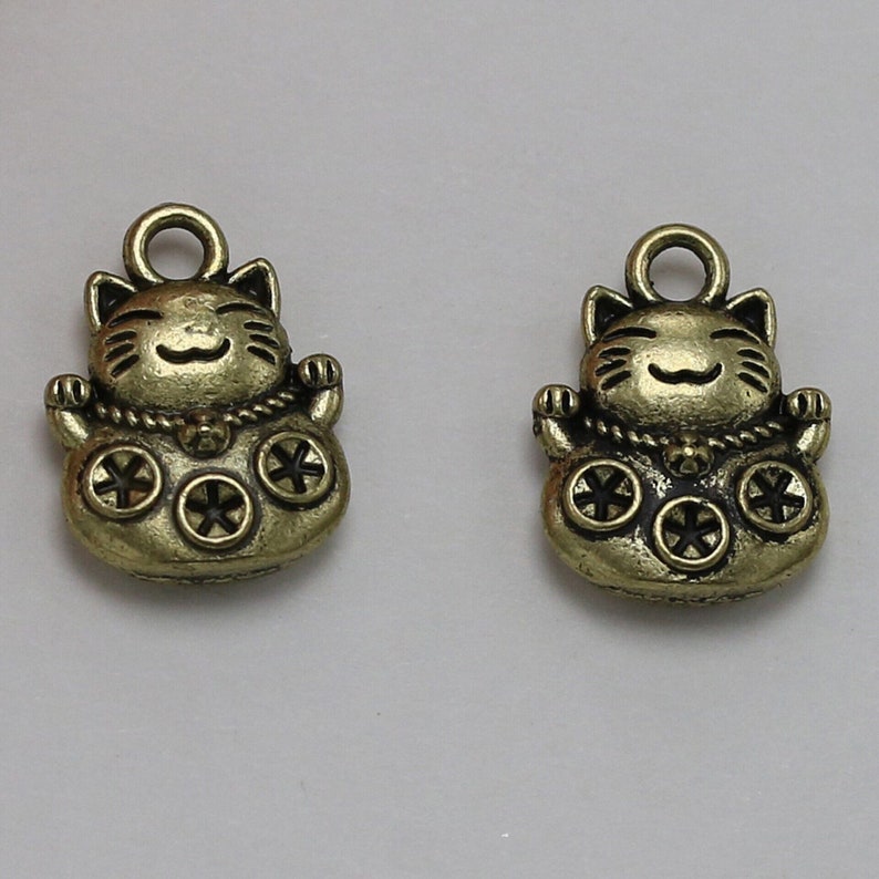10pcs Lucky Cat Pendant Accessories decoration Antique Silver DIY creative Jewelry Bracelet earring Best Friend gift Necklace