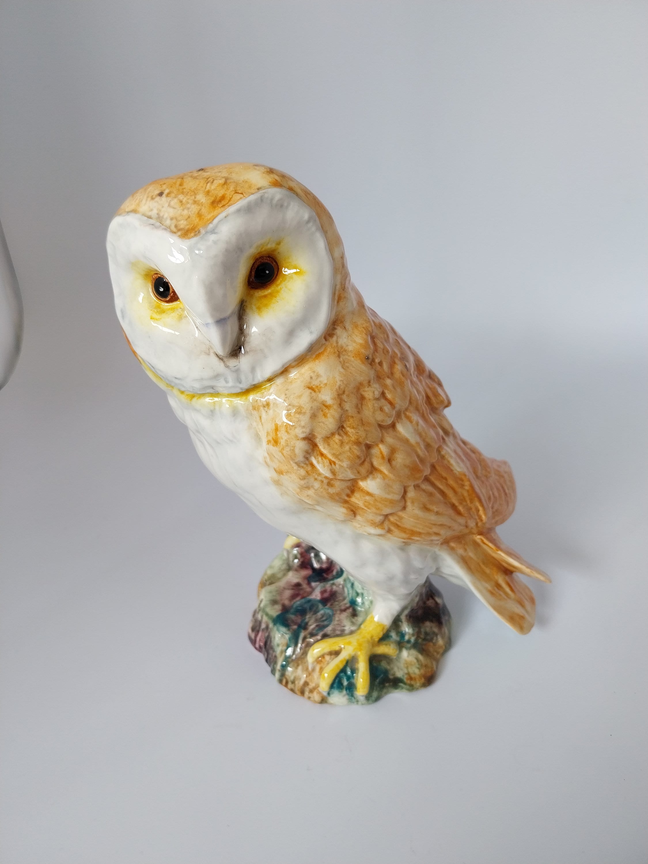 Vintage Beswick Owl no 1046 19cm Tall. Fully Glazed. Lovely Condition. Perfect for a Beswick Collect