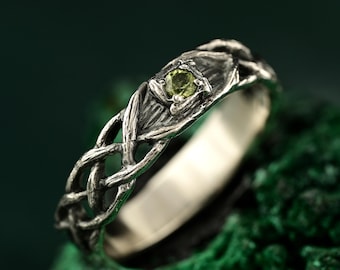 Peridot Celtic Vintage Wedding Band in Sterling Silver — Personalized