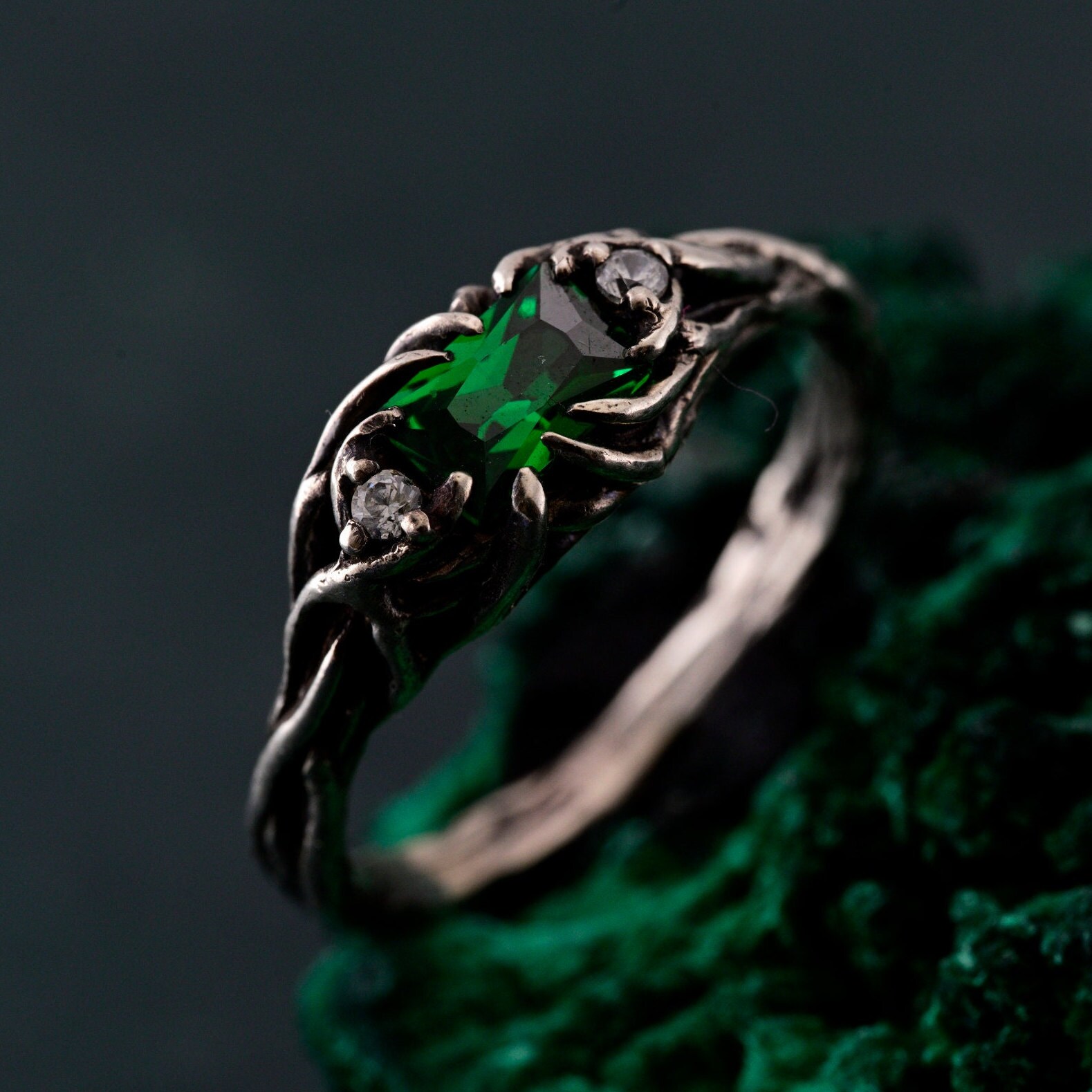 Emerald Elegant Leafy Wedding Band, Luxury Treeinspired Ring