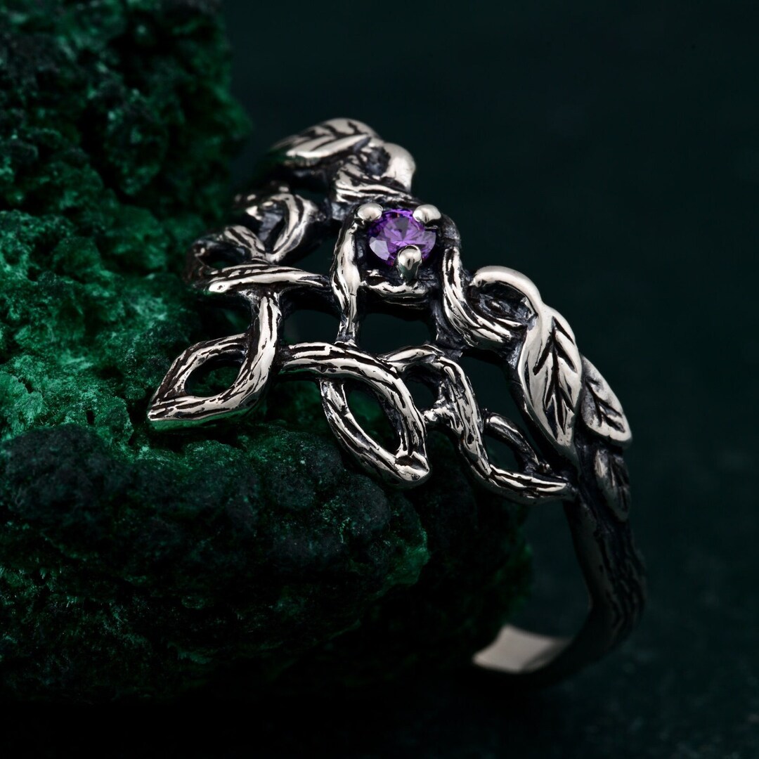Nature-inspired Unique Band, Woodland Witch Engagement Ring, Emerald