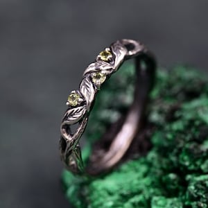 Handcrafted Silver Peridot Ring Nature Inspired, Leaf Detailing, Perfect Anniversary Gift image 4