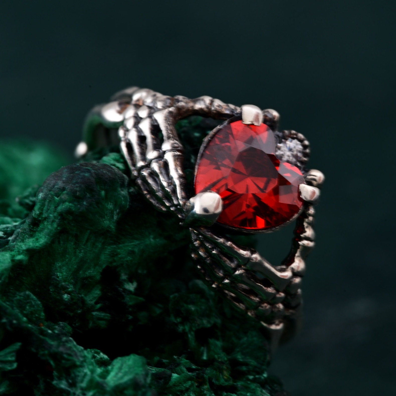 momentel jewelry Hold hand with 福ring momentel jewelry Hold hand with 福ring