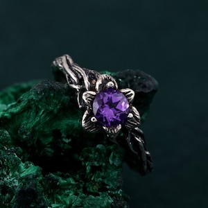 Garnet Blossom Twig Ring, Enchanted Forest Garnet Ring, Woodland Whispers Ring, Whimsical Vine Ring, Unique ring