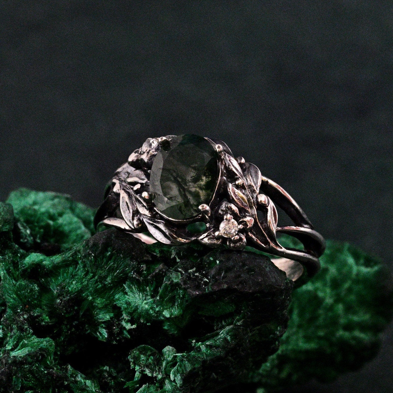 Anillo de ágata musgosa plateada: elegante banda de piedras preciosas verdes, joyería de plata esterlina hecha a mano, regalo único para ella