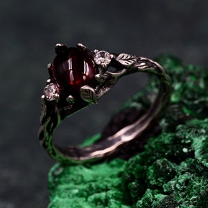 Vintage Fairycore Silver Band - Enchanted Forest Mystical Ring, Unique Ethereal Floral Jewelry, Romantic Nature-Inspired Design